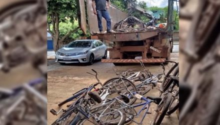 Entre os objetos e veículos doados estavam muitas bicicletas, uma moto, guitarra e máquinas elétricas. Foto: MANOEL MESSIAS/Agência