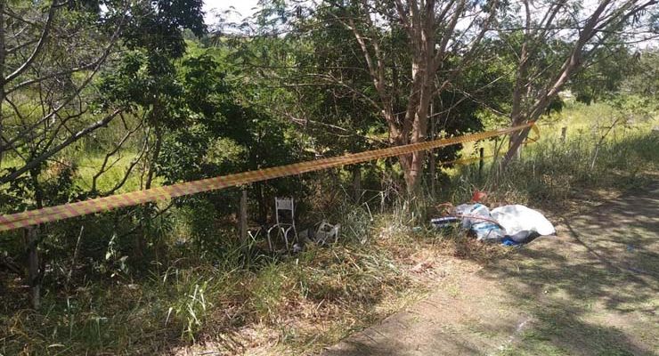 Corpo foi encontrado nas proximidades do Balneário da Amizade, em Presidente Prudente, neste sábado (28) — Foto: Kawanny Barros/TV Fronteira.