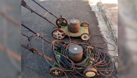 Foram recuperados e devolvidos ao proprietário dois aparadores elétricos de poder grama. Fotos: DIVULGAÇÃO/PM