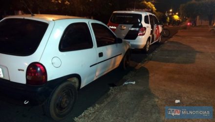 GM Corsa dirigido pelo pedreiro foi removido por um guincho ao Pátio Rebocar, devido a não apresentação de condutor devidamente habilitado. Foto: MANOEL MESSIAS/Agência