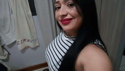 Valdinéia Caravieri, de 42 anos, morreu em acidente — Foto: Facebook - Reprodução.