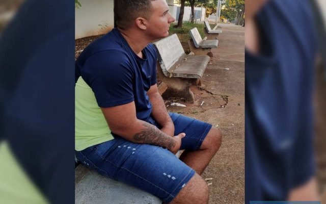O serviços gerais R. C. P., de 18 anos, residente no bairro Benfica, foi preso acusado de posse ilegal de arma de fogo. Foto: MANEL MESSIAS/Agência