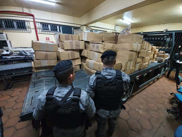 Quantidade de maconha apreendida pelo Batalhão de Choque foi a maior do ano na capital de MS — Foto: BPChoque/Divulgação.