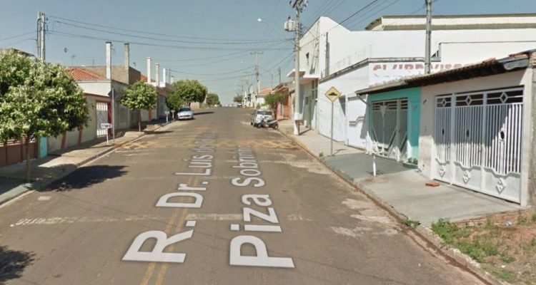 Jovem foi encontrado caído na rua na rua Dr. Luiz de Toledo Piza Sobrinho (Foto: Reprodução Google)