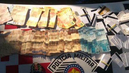 Operação da PM recupera dinheiro do saque do auxílio emergencial em SP — Foto: PM/Divulgação.