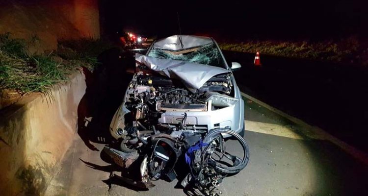 Motoneta bateu de frente com carro na rodovia Senador Teotônio Vilela (Foto: Divulgação)