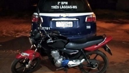 Moto encontrada com adolescente tinha registro de furto por Andradina/SP. Foto: DIVULGAÇÃO/PM