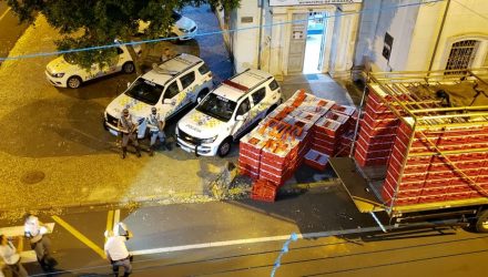 Polícia apreendeu mais de cinco toneladas de maconha em Mirassol — Foto: Divulgação/Polícia Rodoviária