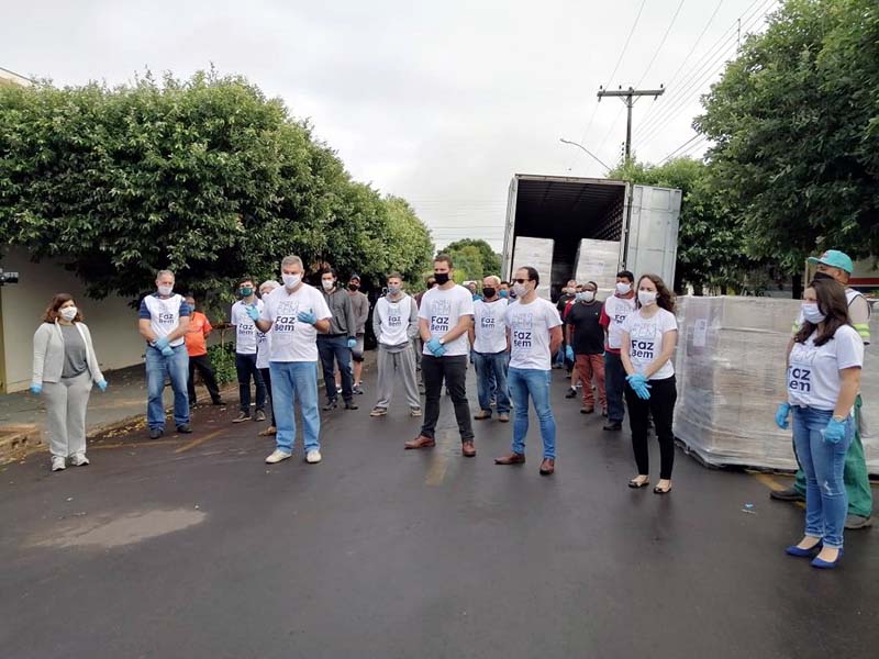 “Fazer o Bem Faz Bem – Alimentando o Mundo com Solidariedade” fez doações de cestas básicas e equipamentos de proteção individual. Foto: Secom/Prefeitura