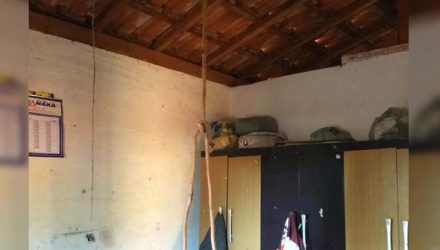 Quando policiais militares chegaram no imóvel, vítima se preparava para cometer suicídio por enforcamento. Foto: DIVULGAÇÃO