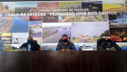 Mesa Diretora da Câmara de Vereadores de Castilho. Foto: MANOEL MESSIAS/Agência