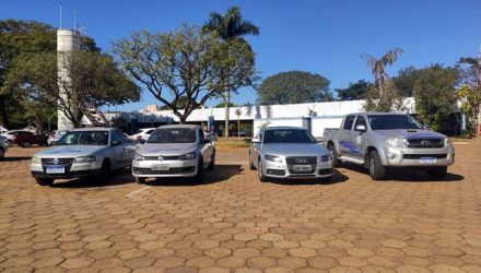 Receita Federal faz a doação de Hilux, Audi e Saveiros ao município de Andradina