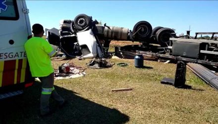 Acidente ocorreu na Rodovia Deputado Láercio Corte (SP-147), no trevo de acesso à Rodovia dos Bandeirantes (SP), em Limeira (SP) — Foto: Nivaldo Veloz/ Rápido No Ar