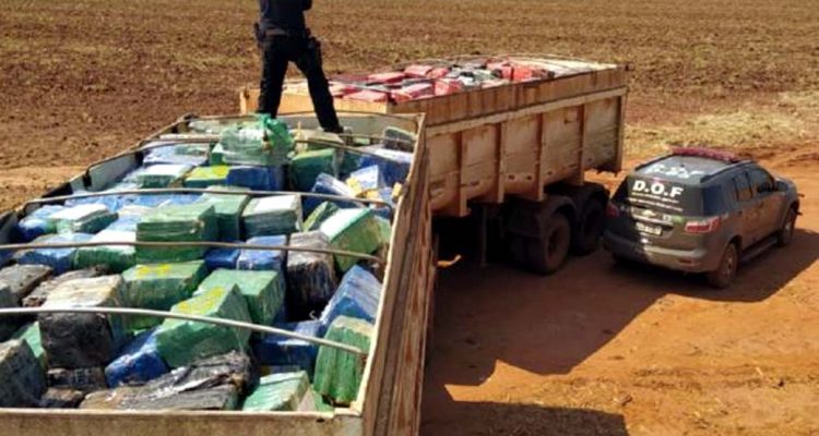 Carreta Bitrem carregada com 33,3 toneladas de Maconha. / Foto: ASSECOM DOF