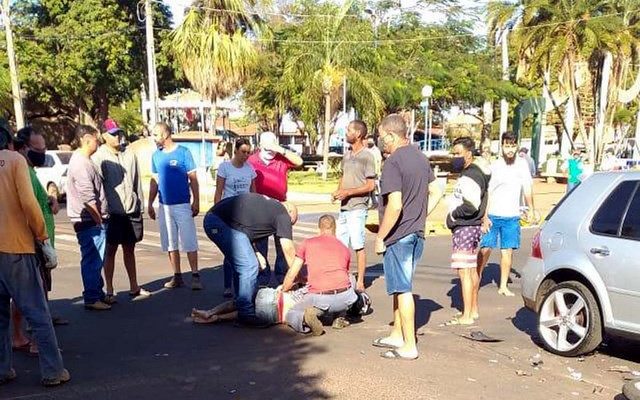 Rapaz ainda foi socorrido ao hospital José Fortuna, mas já chegou morto ao local. Foto: DIVULGAÇÃO