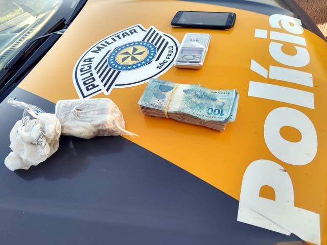Flagrante foi feito pela Polícia Militar Rodoviária, na tarde deste sábado (1º), na Rodovia Jorge Bassil Dower (SP-421), em Iepê. Foto: Polícia Rodoviária