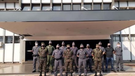 General de Brigada Edson Massayuki Hiroshi, Comandante da Décima Primeira Brigada de Infantaria Leve do Exército Brasileiro realiza visita técnica ao CPI-10. Fotos: DIVULGAÇÃO/PM