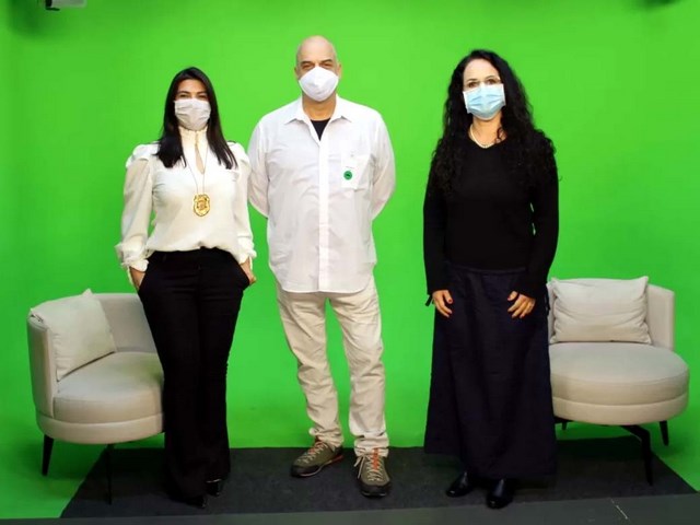 Participaram a escrivã e psicóloga Karina Alvares, o investigador e psicólogo Edilson Rodrigues e a delegada Jaqueline Makowski de Oliveira Bariani. Foto: Nathalia Pagliarini