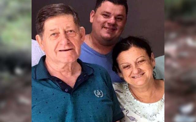 Sérgio Baravelli,, o filho Marcelo e a esposa Neusa Baravelli. Foto: Facebook