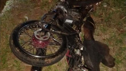 Vítima fatal conduzia motocicleta pela via, quando houve a colisão — Foto: Cedida.