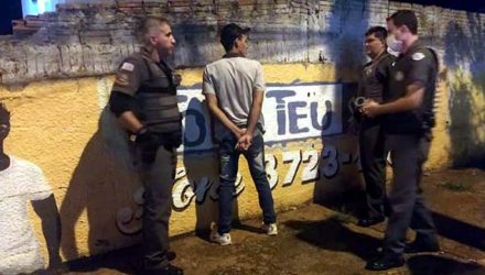 O desempregado J. G. S. M., de 27 anos, foi indiciado por lesão corporal e liberado ao final da ocorrência. Foto: MIL NOTICIAS/Agência