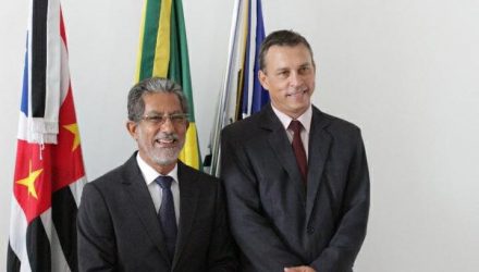 Prefeito Paulo Boaventura (esq.), e seu vice Marcos Visual. Foto: Assessoria de Comunicação