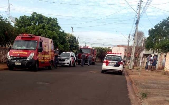 Homem mata mulher e comete suicídio na Rua Cândido Pereira Dias, na cohab, em Pereira Barreto. Foto: Divulgação,