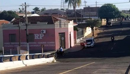 Empresa está localizada no cruzamento da Av. Barão do Rio Branco com rua Presidente Vargas, centro. MANOEL MESSIAS/Agência