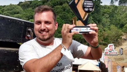 Empresário Maurício Colombini tinha de 29 anos e sofreu um acidente em Eldorado, SP — Foto: Reprodução/Facebook