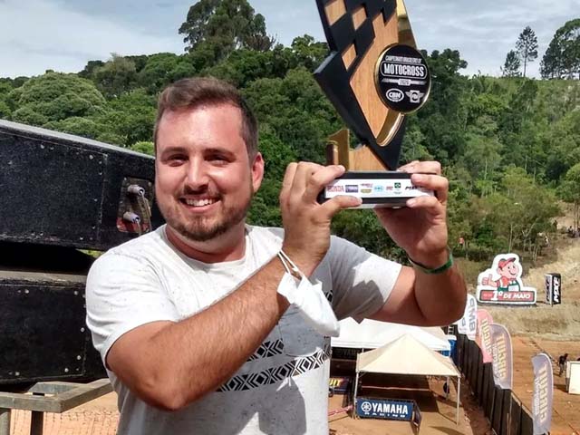 Empresário Maurício Colombini tinha de 29 anos e sofreu um acidente em Eldorado, SP — Foto: Reprodução/Facebook