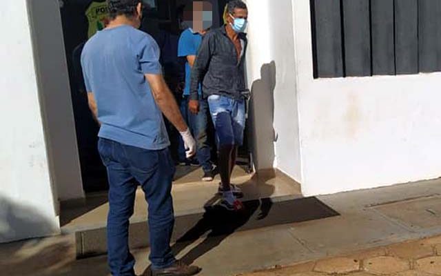 Manoel Messias dos Santos Júnior, de 46 anos, foi flagrado dentro da casa onde moto estava escondida. Foto: MANOEL MESSIAS/Agência