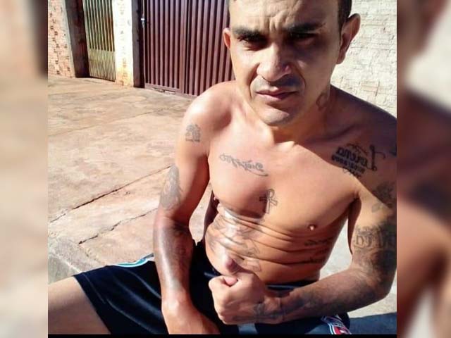 O servente de pedreiro Helder Luiz Batista de Oliveira, de 37 anos, acusado de importunação sexual. Foto: Divulgação