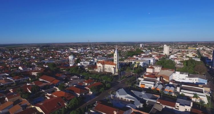 Abertura das atividades comerciais e afins em 100% da capacidade sem restrição de horários, no período entre 19 de agosto a 31 de dezembro 2021. Foto: Secom/Prefeitura