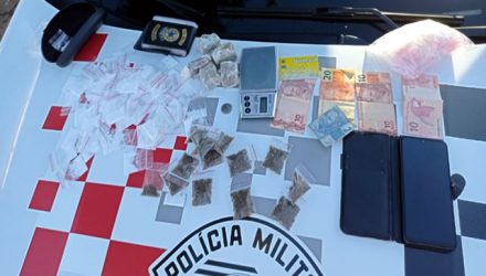 Drogas encontradas com homem foram apreendidas em Glicério — Foto: Divulgação/Polícia Militar