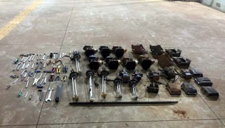 Seis pessoas foram presas suspeitas de furtarem peças de caminhões — Foto: Polícia Civil/Divulgação