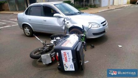 Motorista do Corsa invadiu preferencial do entregador de carnes e causou o acidente. Foto: MANOEL MESSIAS/Agência