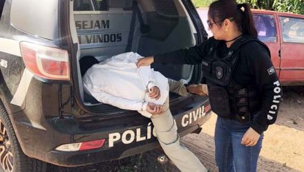 Siguinaldo Gonçalves, de 24 anos, acusado de matar pai e filho, em companhia de seu irmão de 16 anos. Foto: Agazetanews.com.br
