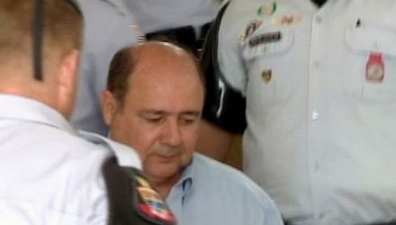 O ex-prefeito Carlos Ananias Campos de Souza foi preso na tarde desta quarta-feira (23) em uma via pública no Centro de Lucélia (SP). Foto:  Foto: Reprodução/TV Fronteira