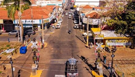 Rua Paes Leme, a principal via comercial da cidade de Andradina. Foto: Secom/Prefeitura