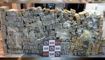 O total da droga pesou 630 kg. Foto: Policia Rodoviária