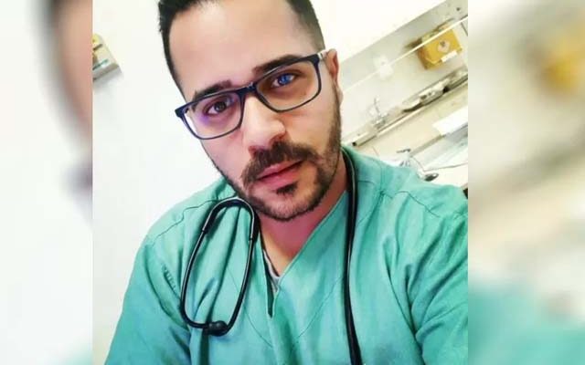 Médico Wilker Sabino Campos da Silva, de 32 anos, morre em passeio na Santa Branca — Foto: Reprodução/Facebook