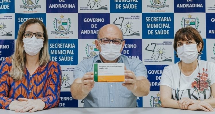 A Prefeitura de Andradina divulgou agora pouco, através da Secretaria Municipal da Saúde, a recomendação para uso de máscaras de proteção em ambientes fechados e unidades escolares, seguindo a orientação do Governo do Estado de São Paulo. Foto: Secom/Prefeitura