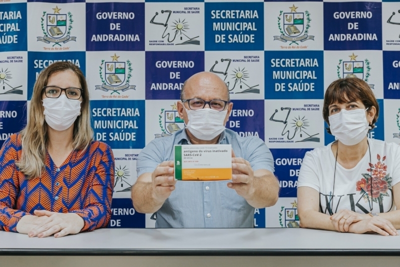 A Prefeitura de Andradina divulgou agora pouco, através da Secretaria Municipal da Saúde, a recomendação para uso de máscaras de proteção em ambientes fechados e unidades escolares, seguindo a orientação do Governo do Estado de São Paulo. Foto: Secom/Prefeitura