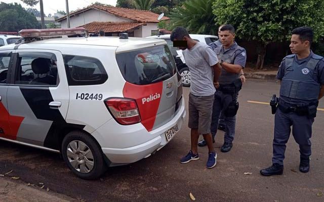 Borracheiro T. N. S., de 34 anos foi indiciado e preso acusado de tráfico de drogas. Foto: MANOEL MESSIAS/Agência