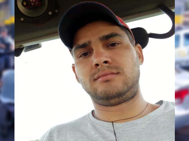 Edpu Luiz Pancoti Grama, 32 anos, morador em Lourdes, morreu após ter a cabeça esmagada em acidente agrícola na zona rural de Alto Alegre (SP). Foto: Divulgação