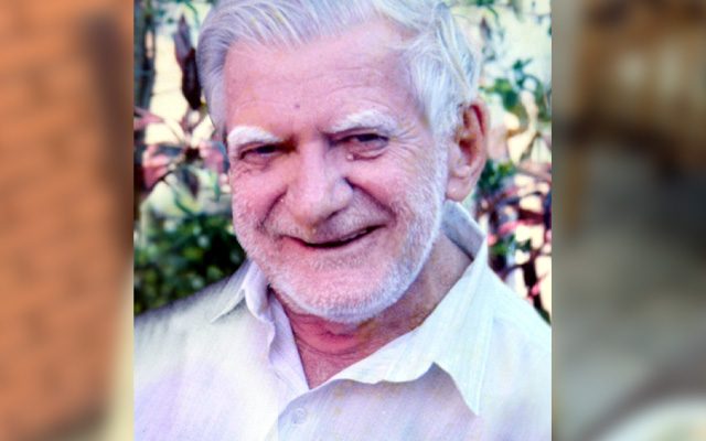 Salvador Souto, falecido aos 90 anos, foi alfaiate durante toda sua vida. Foto: Arquivo de família
