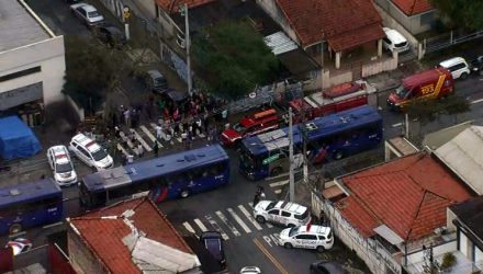 Ataque ocorreu na manhã desta segunda-feira, na E.E. Thomazia Montoro, na Vila Sônia. Foto: Reprodução/TV Globo