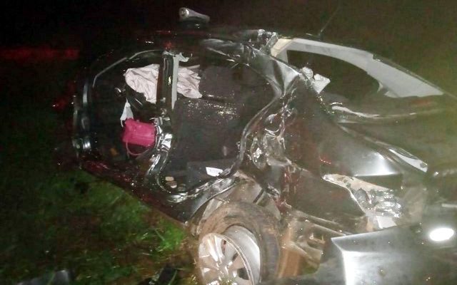 Honda City ficou completamente destruído no acidente. Foto: MANOEL MESSIAS