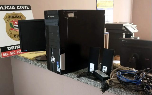 Equipamentos eletrônicos, furtados na prefeitura, foram recuperados em Pacaembu (SP) — Foto: Polícia Civil