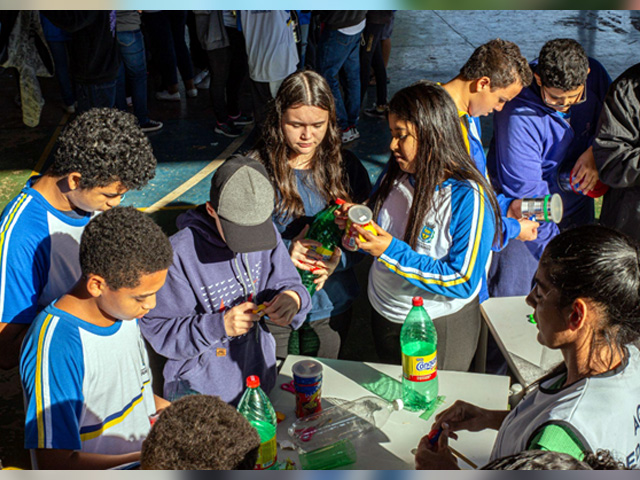 Projeto itinerante realiza oficinas com 12 mil alunos de escolas públicas no interior de São Paulo, Paraná do Mato Grosso do Sul. Foto: Bacuri Comunicação